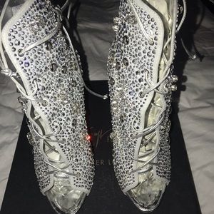 Giussepe Zanotti X Jeniffer Lopez boots